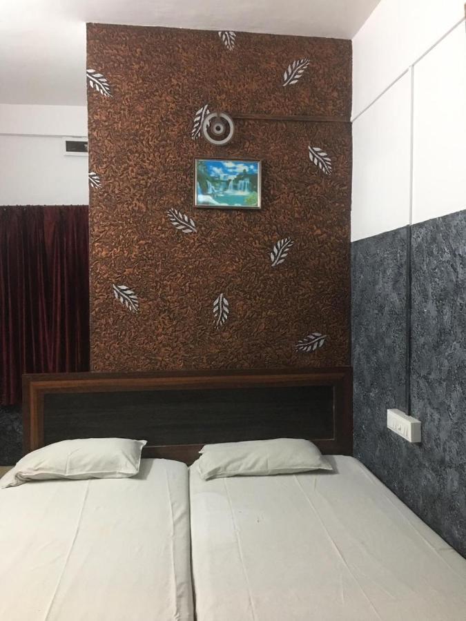 Kvm Tourist Home 팔라카드 외부 사진